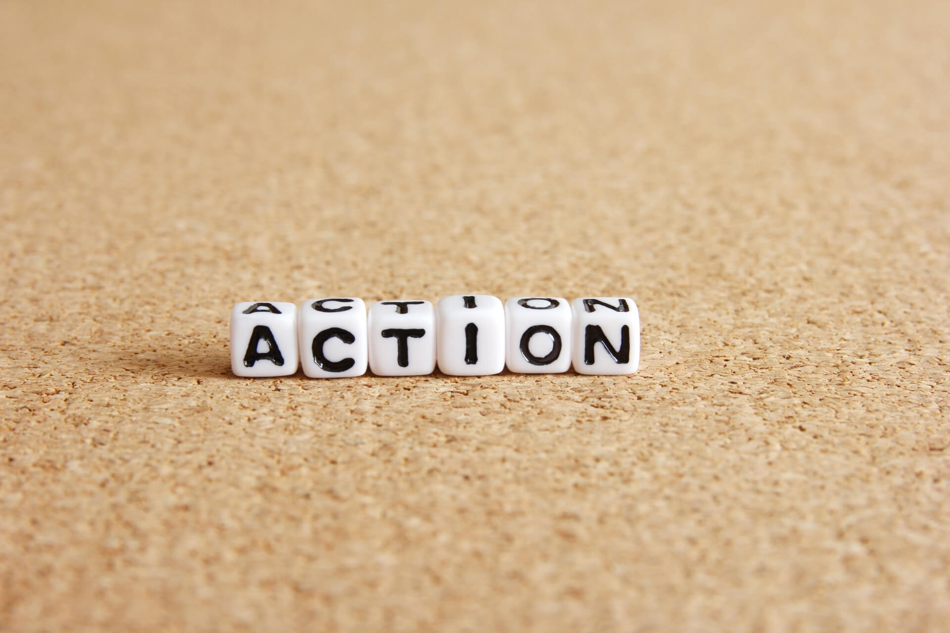 行動・action